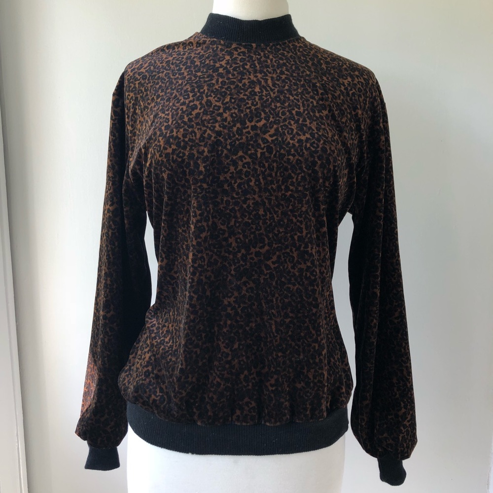 VINTAGE Leopard Print Velour Pullover Sweater